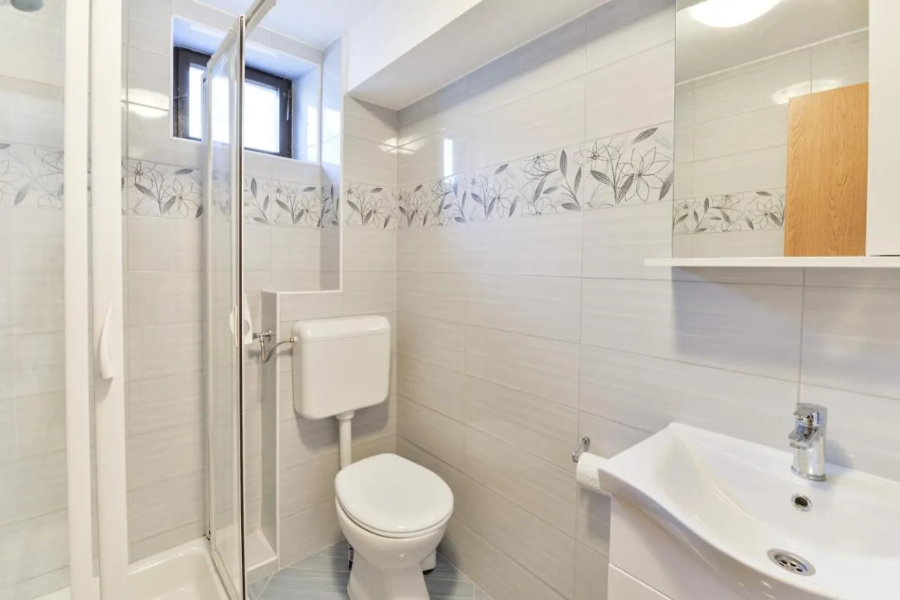 *** Gasthof Apartments And Rooms By The Sea Tkon, Pasman - 336 Kroatien