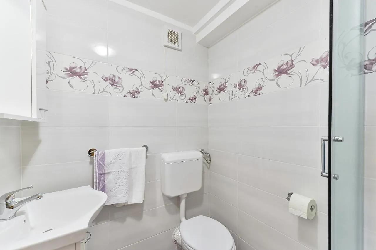 Gasthof Apartments And Rooms By The Sea Tkon, Pasman - 336